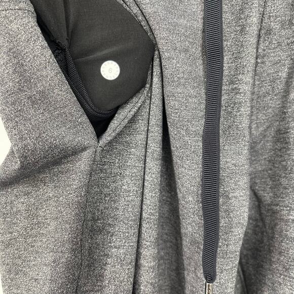 Lululemon On The Fly Woven 27" Size 6 in Heathered Black - Picture 4 of 8